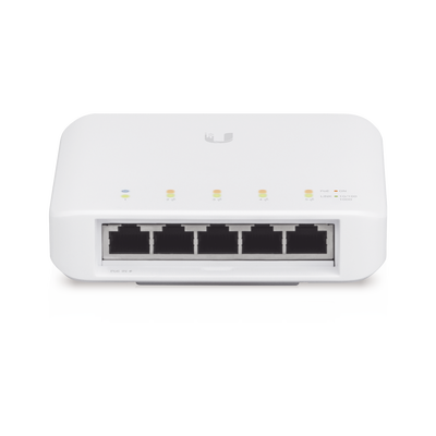 Switch UniFi FLEX de 5 puertos para semi-exterior IP55 (1 x PoE de entrada 802.3af/at/bt y 4 puertos PoE de salida 802.3af)